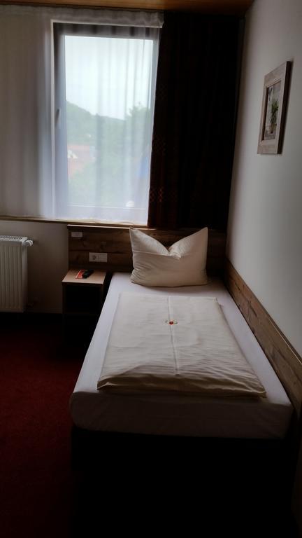 Hotel Alte Krone Тюбинген Номер фото