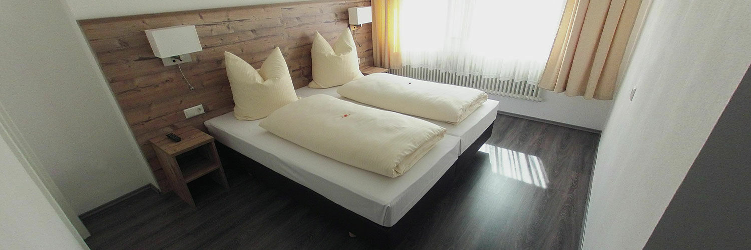 Hotel Alte Krone Тюбинген Экстерьер фото